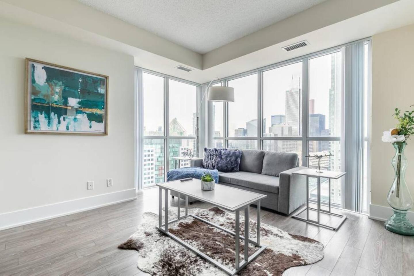 Luxury 1Br Condo - King Bed With City Views Toronto Eksteriør bilde